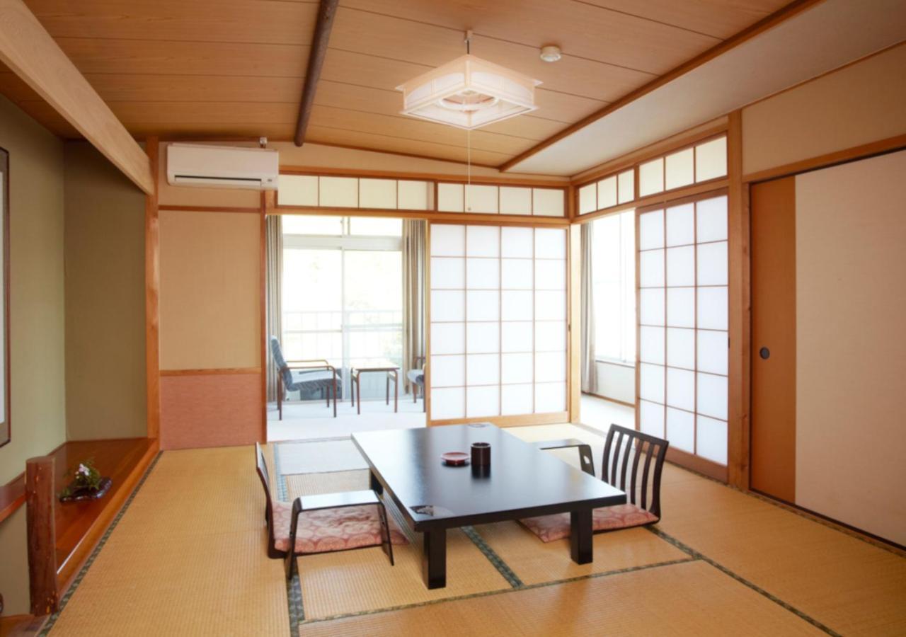Unzen Iwaki Ryokan Exteriör bild